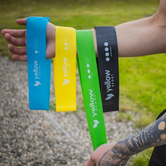 pol_pm_Guma-oporowa-do-cwiczen-mini-band-Niebieska-Opor-1-5-kg-yellowLOOP-Band-yellowSPORT-807_3.webp