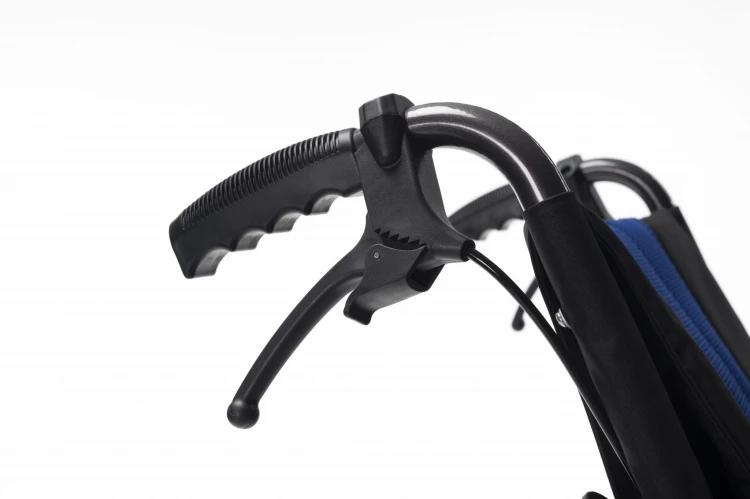 D200 Split C89 - Detail handles.jpg